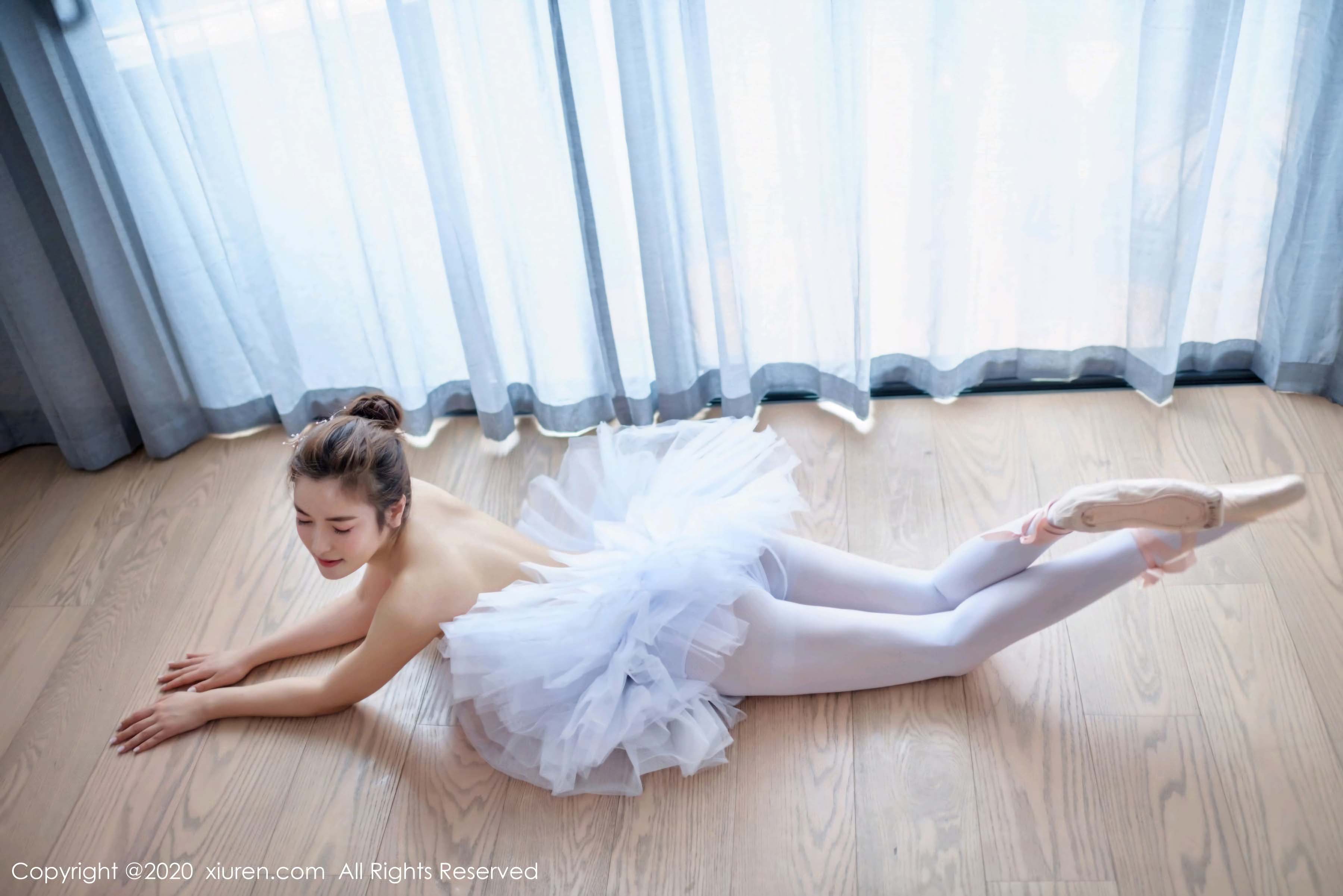 2020.09.15No.2560白露小猪性感写真插图5